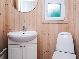 Secluded Holiday Home in Henne near Beach