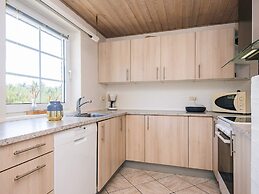 10 Person Holiday Home in Blavand