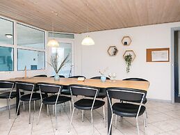 10 Person Holiday Home in Blavand