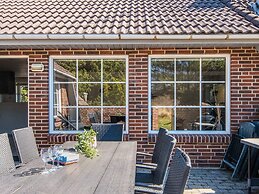 10 Person Holiday Home in Blavand