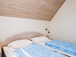 10 Person Holiday Home in Blavand