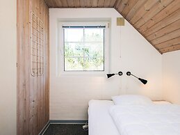 10 Person Holiday Home in Blavand