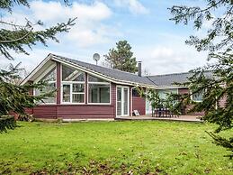 6 Person Holiday Home in Tarm-by Traum