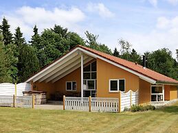 6 Person Holiday Home in Ansager