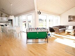 10 Person Holiday Home in Brovst