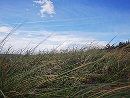 Tranquil Haven Near Beach - By Traum Ferienwohnungen