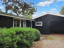 8 Person Holiday Home in Vaeggerlose-by Traum