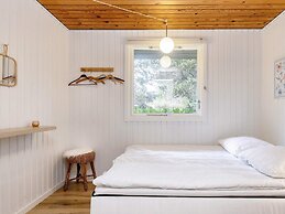 8 Person Holiday Home in Vaeggerlose-by Traum