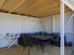 6 Person Holiday Home in Blavand