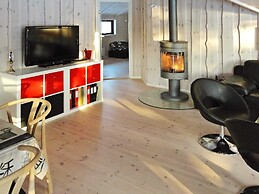 12 Person Holiday Home in Rødby
