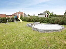 10 Person Holiday Home in Hadsund