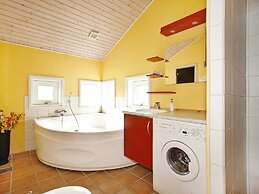 10 Person Holiday Home in Hadsund