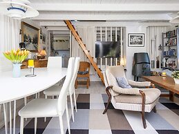 6 Person Holiday Home in Glesborg-by Traum