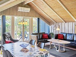 6 Person Holiday Home in Hemmet