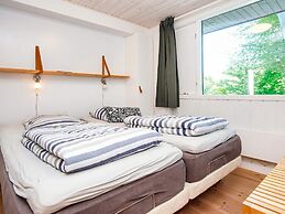 Quaint Holiday Home near Glesborg with Roofed Terrace