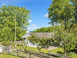 Quaint Holiday Home near Glesborg with Roofed Terrace
