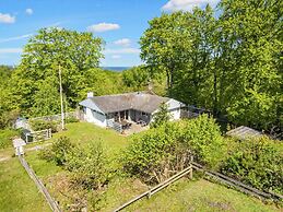 Quaint Holiday Home near Glesborg with Roofed Terrace