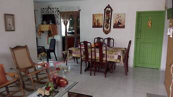 Room in Guest Room - Posada Green Sea in the Harmony Hall Hill Area of