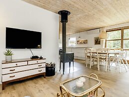 Cozy Holiday Home in Brovst near Langdal Plantation