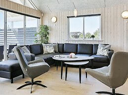 Luxury Holiday Home in Falster near Sea