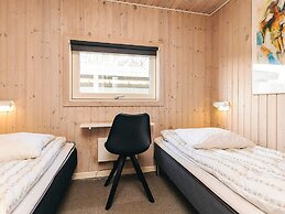 6 Person Holiday Home in Spottrup-by Traum