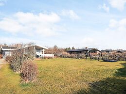 6 Person Holiday Home in Spottrup-by Traum