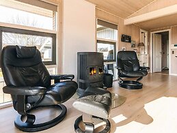 6 Person Holiday Home in Spottrup-by Traum