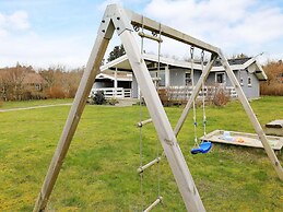 6 Person Holiday Home in Spottrup-by Traum