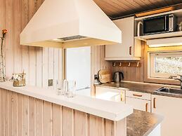 6 Person Holiday Home in Spottrup-by Traum