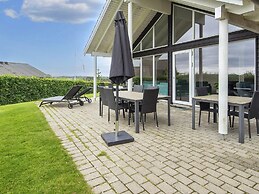 Luxury Retreat by Hvidbjerg Beach - By Traum Ferienwohnungen