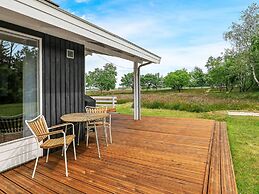 8 Person Holiday Home in Hojslev-by Traum