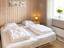 8 Person Holiday Home in Vaeggerlose-by Traum