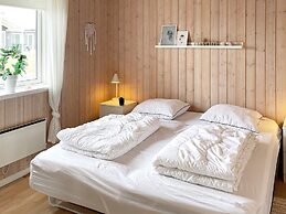 8 Person Holiday Home in Vaeggerlose-by Traum