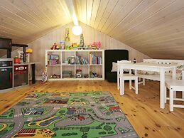 8 Person Holiday Home in Vaeggerlose-by Traum