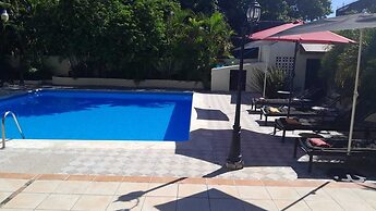 Villa Los Almendros - 2 Private Pools & Tennis & Pickle Ball