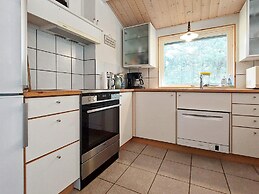 5 Person Holiday Home in Hemmet