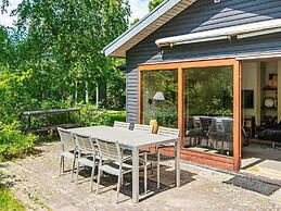 5 Person Holiday Home in Hemmet