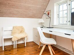 10 Person Holiday Home in Blavand