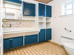 10 Person Holiday Home in Blavand