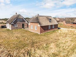 10 Person Holiday Home in Blavand