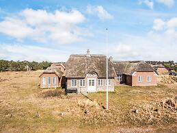 10 Person Holiday Home in Blavand