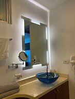 Palmetto Penthouse Deluxe Beautiful View and Sunset Floor 39