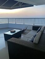 Palmetto Penthouse Deluxe Beautiful View and Sunset Floor 39