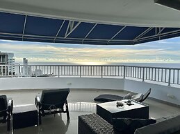Palmetto Penthouse Deluxe Beautiful View and Sunset Floor 39