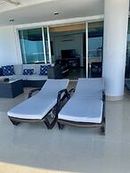 Palmetto Penthouse Deluxe Beautiful View and Sunset Floor 39