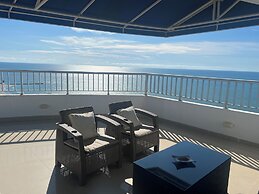 Palmetto Penthouse Deluxe Beautiful View and Sunset Floor 39