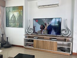 Palmetto Penthouse Deluxe Beautiful View and Sunset Floor 39