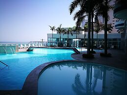 Palmetto Penthouse Deluxe Beautiful View and Sunset Floor 39