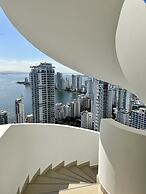 Palmetto Penthouse Deluxe Beautiful View and Sunset Floor 39