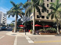 Florida Paradise Near Img Academy and Beach